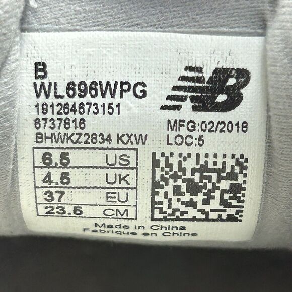 New Balance 696 Women's Classic Sneakers Running Shoes Suede Gray Size 6.5 B - Picture 13 of 13